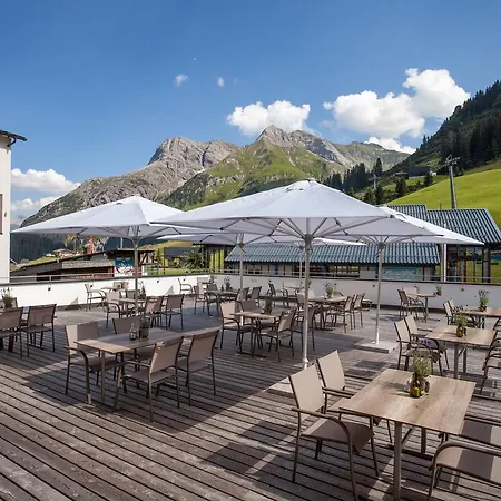 Otel Steffisalp 4*