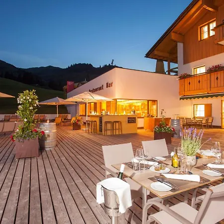 Otel Steffisalp 4*
